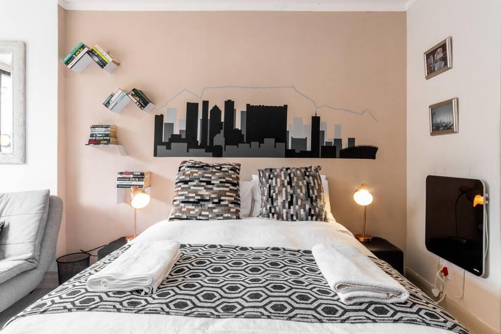 Ferienwohnung Four Seasons 818- Spacious Cbd Studio - Onsite Parking, Gym & Rooftop Pool Kapstadt Exterior foto
